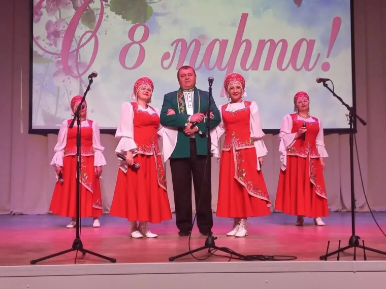 Праздничный концерт. Праздничный концерт.